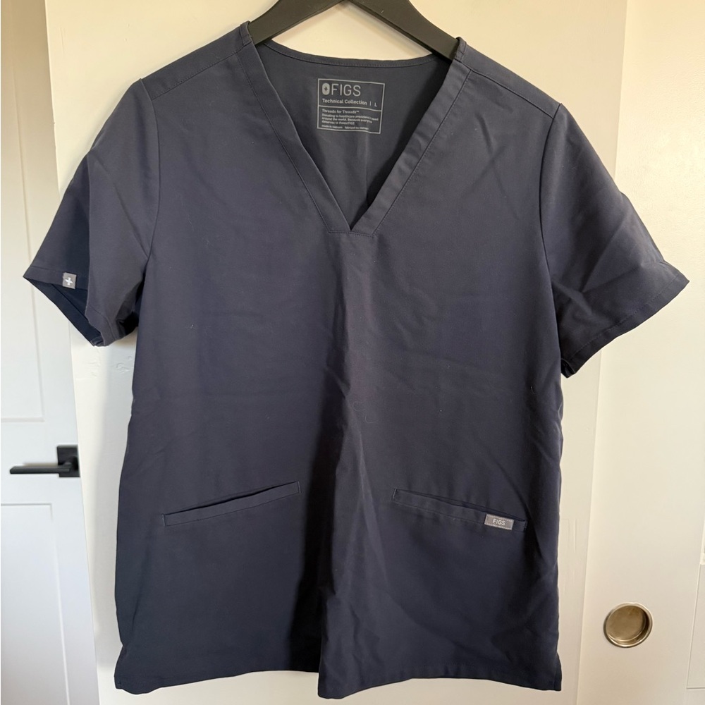Figs Limited Edition Color Casma Three-Pocket Scrub Top Size Large